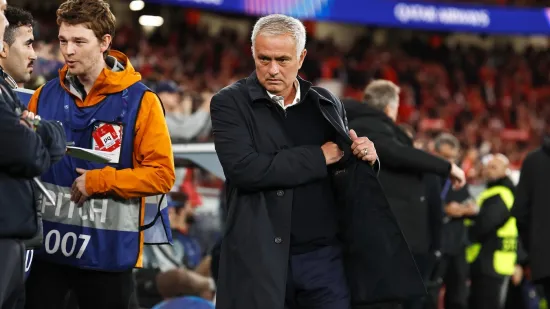 Jose Mourinho se brutalno obru&scaron;io na igrače nakon remija: 'Postoje vi&scaron;i interesi'