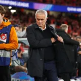 Jose Mourinho se brutalno obru&scaron;io na igrače nakon remija: 'Postoje vi&scaron;i interesi'