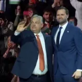 On je kamenčić u cipeli koji žulja EU, Putinov saveznik, Trumpov prijatelj i 'pljunuti' Mel Gibson