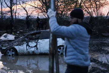 Pogodile su ih stra&scaron;ne poplave: Bujica vode uni&scaron;tila sve pred sobom, sru&scaron;eni dijelovi kuća...