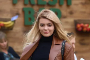 Ella Dvornik otkrila nepoznate detalje o svojoj obitelji: 'Baka je tužila državu i pobijedila'