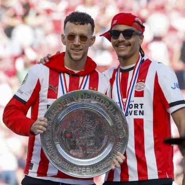 Peri&scaron;ić podizao atmosferu na proslavi naslova prvaka