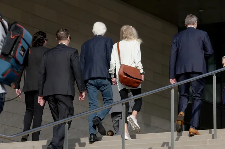 U tijeku je izricanje presude 'kraljici ketamina': Optužena za predoziranje Matthewa Perryja