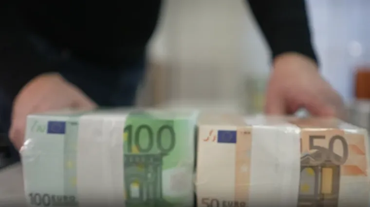 Provjerili smo tko je od političara imao luksuzne zahtjeve, ali i kako izgledaju uredi gradonačelnika