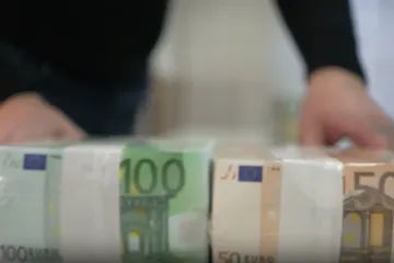 Sve na račun Hrvata: Od Audija vrijednog 65.000 eura do ureda s kupaonicom i kadom