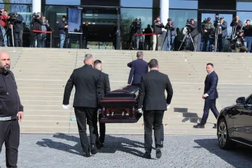 U manje od 24 sata napustila su nas tri velikana koja su ostavila neizbrisiv trag