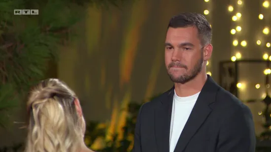 Karlo donio konačnu odluku i posljednju ružu dao njoj: 'Zaljubio sam se'