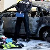 Zapalio se BMW u Zagrebu! Vatra progutala luksuzni auto, gorjela i Honda