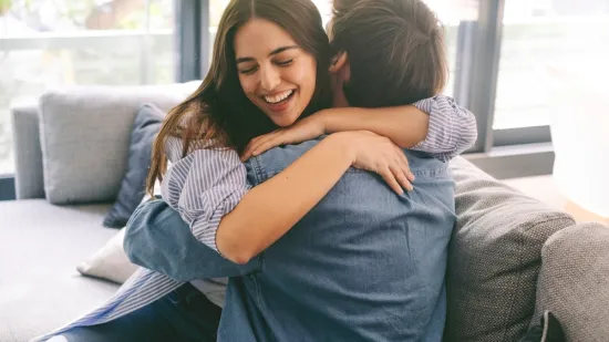 Međunarodni dan braće i sestara je pred vratima: Evo kako ih razveseliti prema horoskopu