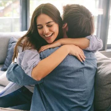 Međunarodni dan braće i sestara je pred vratima: Evo kako ih razveseliti prema horoskopu