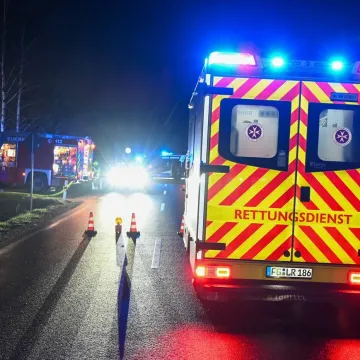 Žena rodila dijete na zaustavnoj traci autoceste: Vatrogasci ugledali nestvaran prizor