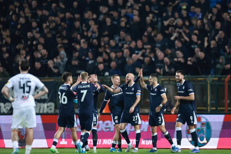 Dinamo po dvostruku krunu, Rijeka spa&scaron;ava sezonu: 'Ne razmi&scaron;lja se sada tako...'