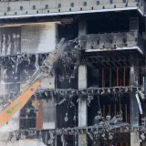 Počelo je? Bageri s bu&scaron;ilicom stigli pred Vjesnik, pogledajte &scaron;to rade neboderu