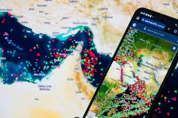 Oko 1400 brodova i dalje zarobljeno! Prolazi samo &scaron;ačica, Hormuz i dalje pod ključem