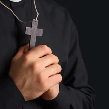 Biskupija prijavila svećenika zbog pedofilije: Pet godina seksualno uznemiravao maloljetnika