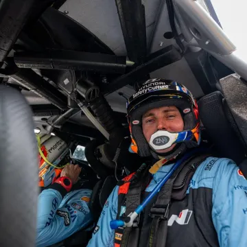 Samo par minuta u autu s jednim od najboljih vozača svijeta dovoljno je da se zaljubite u ovaj sport