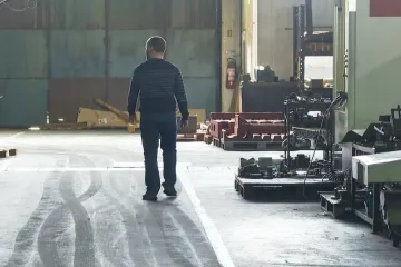 Jedina tvornica u zemlji kojom upravljaju radnici - pred ga&scaron;enjem! Direktor najavio prijavio: 'Neću stati'!