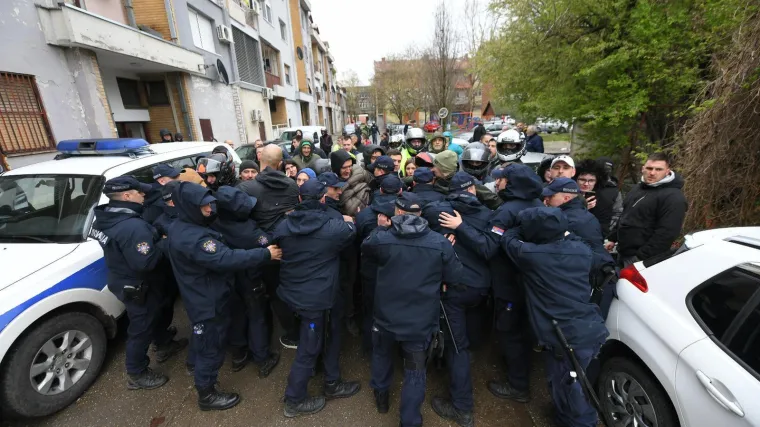 UN duboko zabrinut zbog stanja u Srbiji: Traže istrage o nasilju na izborima