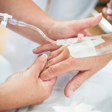 Žena s tri smrtonosne bolesti potpuno ozdravila! Živi gotovo normalno nakon revolucionarne terapije