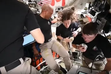 Nakon 10 dana u svemiru slijedi &scaron;ok za tijelo: Hoće li uopće moći stati na noge?