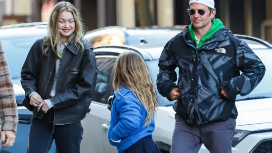 Ovako to izgleda kada svjetske zvijezde pro&scaron;etaju ulicom: Cooper i Hadid uhvaćeni u New Yorku