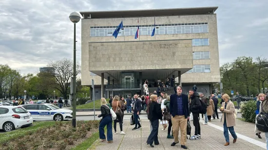 Dojava o bombi u Gradskom poglavarstvu i sjedi&scaron;tu stranke Možemo: 'Evakuiraju ljude'