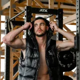 Tko je Karlo kad se kamere ugase? Preživio je veliku traumu i prona&scaron;ao ljubav u realityju