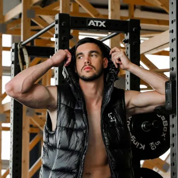 Tko je Karlo kad se kamere ugase? Preživio je veliku traumu i prona&scaron;ao ljubav u realityju