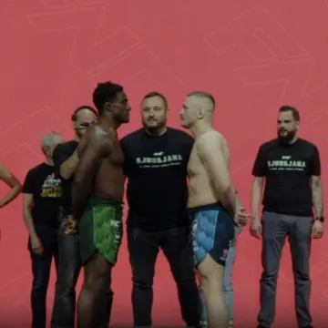 &Scaron;to je borac bez brkova? Prvo je dame pozdravio