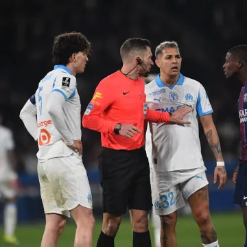 Slavni klub promijenio grb, navijači u &scaron;oku