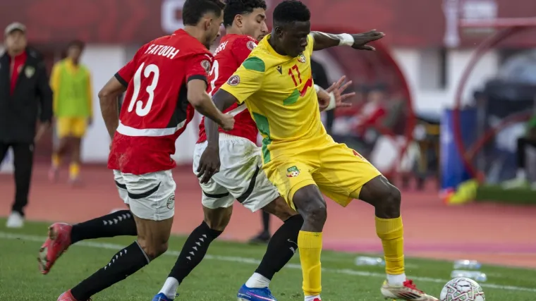 Do prije pola godine igrao po hrvatskim selima, a sada će dijeliti teren s Messijem