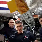 Sjećate se one teglice u svemiru? Onda morate vidjeti ovo!