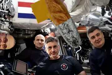 Sjećate se one teglice u svemiru? Onda morate vidjeti ovo!