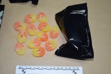 Nesvakida&scaron;nja zapljena policije u Samoboru: Mladić (26) 'pao' zbog gumenih bombona