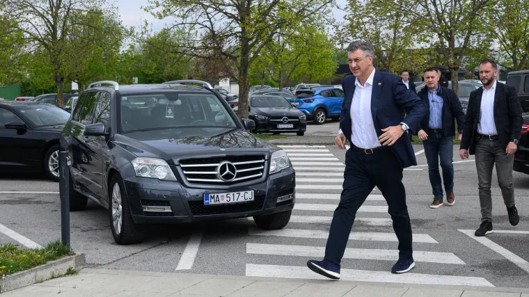 Plenković o 'plivajućem' PDV-u: 'Pripremili smo izmjenu jednog članka zakona...'