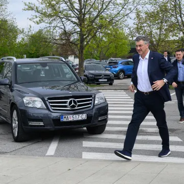 Plenković o 'plivajućem' PDV-u: 'Pripremili smo izmjenu jednog članka zakona...'