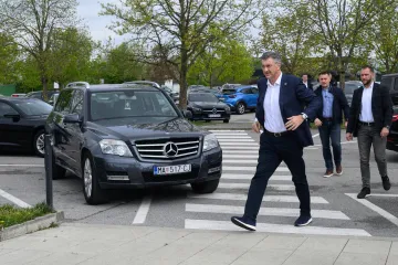 Plenković o 'plivajućem' PDV-u: 'Pripremili smo izmjenu jednog članka zakona...'