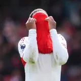 Arteta i igrači Arsenala skrivali lice od srama pred &scaron;okiranim navijačima i moćnikom