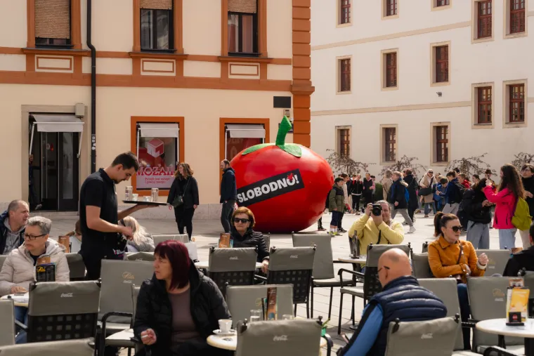 Rajčica koja je osvojila Varaždin: poruka &bdquo;Slobodno!" krije vi&scaron;e nego &scaron;to mislite