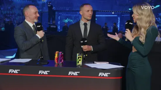 Komentatori se žure na svoja mjesta tik prije početka spektakla u Ljubljani: 'Ne znam ni gdje sjedimo'