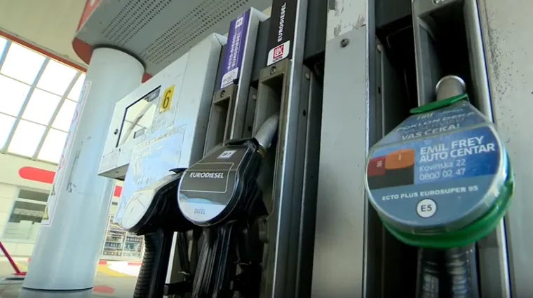 Donosimo kolike bi cijene goriva mogle biti ako Vlada uvede 'plivajući' PDV