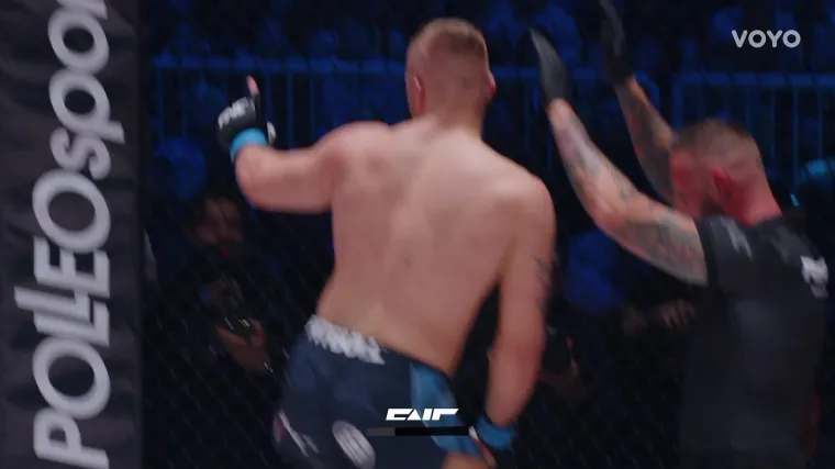 Kraj meča je &scaron;okirao komentatore: 'Mogao je izaći, trebao je to napraviti'