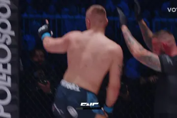 Kraj meča je &scaron;okirao komentatore: 'Mogao je izaći, trebao je to napraviti'