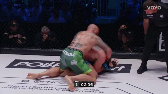 Noćna mora se ostvarila: Pogledajte kakve je batine 'popio' debitant u FNC-u