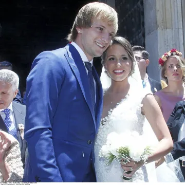 Rakitići slavili godi&scaron;njicu u gradu ljubavi: Poruka na buketu sve je raznježila