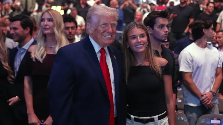 Trump stigao na UFC borbu s obitelji: Ivanka i unuke u prvom planu, svi su gledali samo u njih