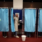 Susjedi ru&scaron;e rekorde po izlaznosti, redovi su ogromni: Tko će pobijediti?