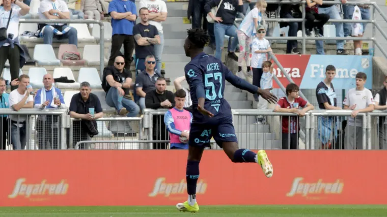 Pogledajte bizaran gol kojim je Osijek do&scaron;ao do važne pobjede