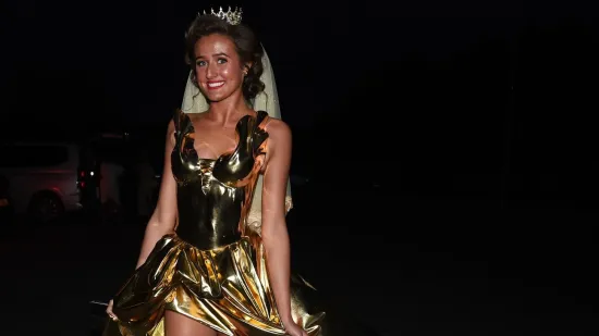 &Scaron;esnaestogodi&scaron;nja kći Tysona Furyja prvi put u javnosti sa zaručnikom: Par o kojem svi pričaju