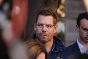 Skandal u SAD-u: Favorit za guvernera Kalifornije odustao od utrke nakon jezivih optužbi za silovanje